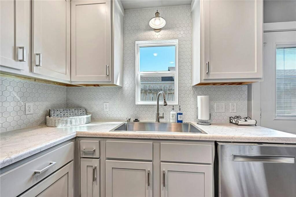 House Of Charm! Bike Trails & New Walmart Hq *
